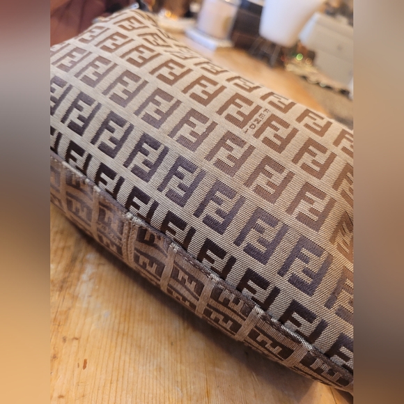 Fendi Zucchino Leather-Trimmed Canvas Pochette Baguette - Picture 2 of 4